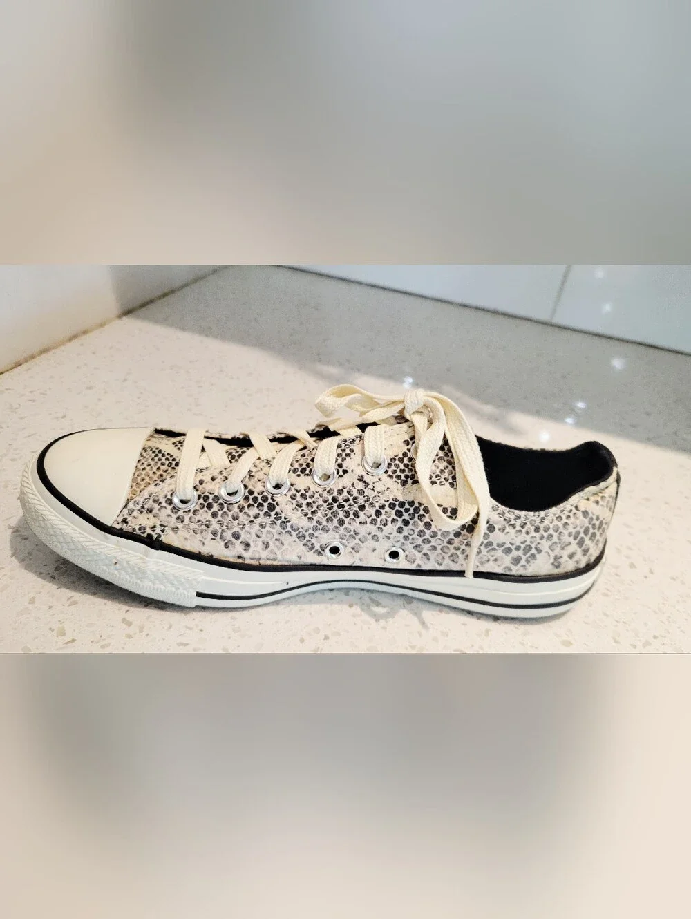 Converse All Star Unisex Snake Print Canvas Sneakers - Cream/Black | W-10 M-8 - Picture 5 of 9